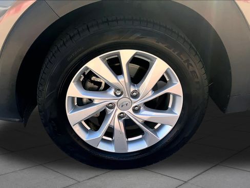 Used 2020 Hyundai Tucson Value FWD image 11
