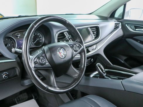 Used 2020 Buick Enclave Premium w/ Sun and Sites Package FWD image 24