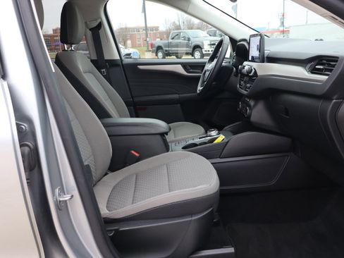 Used 2022 Ford Escape SE w/ Convenience Package image 12