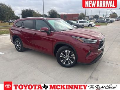 Used 2023 Toyota Highlander XLE
