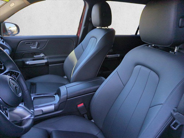 Used 2026 Mercedes-Benz GLB 250 image 15