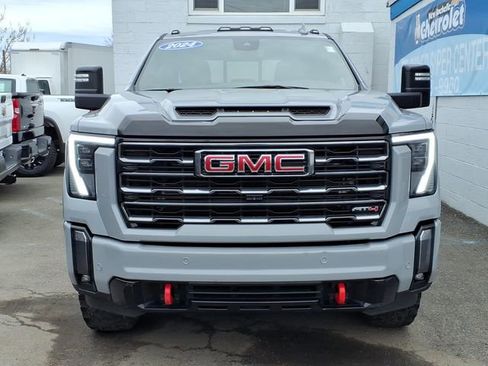 Certified 2024 GMC Sierra 2500 AT4 w/ AT4 Preferred Package AWD/4WD image 2