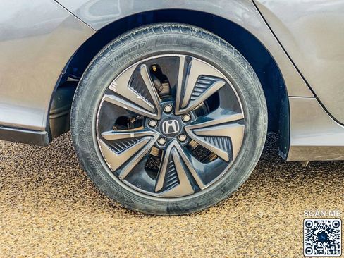 Used 2019 Honda Civic EX image 11