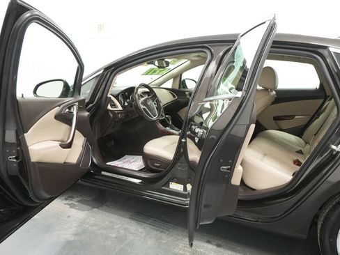 Used 2013 Buick Verano Convenience FWD image 18