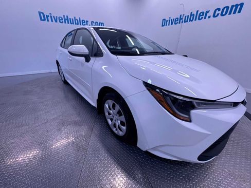 Used 2024 Toyota Corolla LE image 2