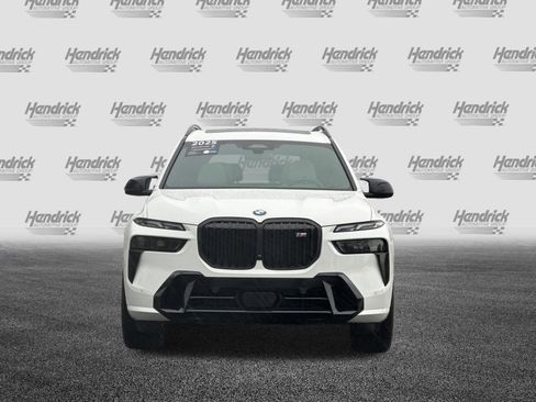 Certified 2025 BMW X7 M60i w/ Climate Comfort Package image 10