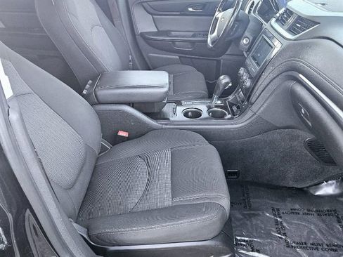 Used 2015 Chevrolet Traverse LT image 5