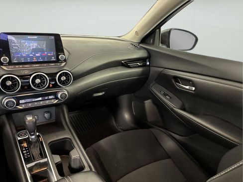 Used 2020 Nissan Sentra SV FWD image 19