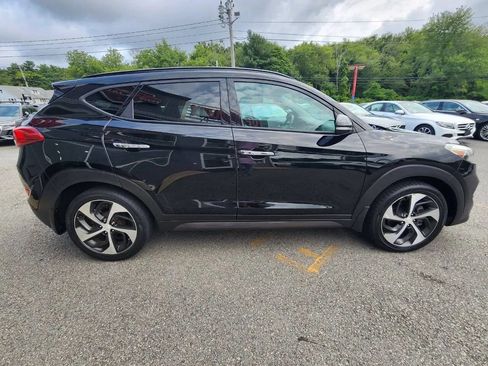 Used 2016 Hyundai Tucson Limited w/ Option Group 03 AWD/4WD image 4