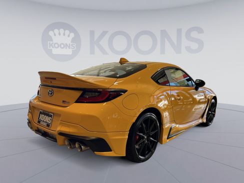 New 2026 Toyota GR86 YUZU Limited image 4