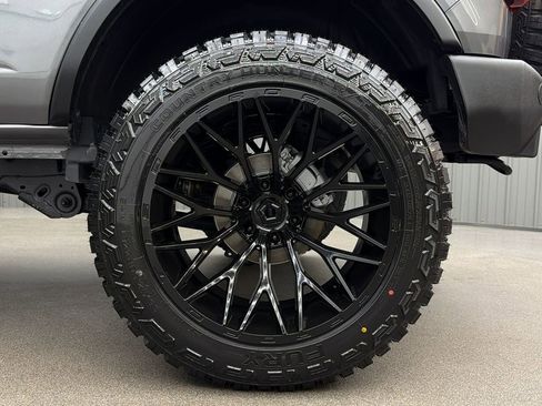 Used 2025 Ford Bronco Big Bend image 12