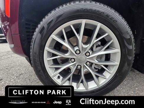 Used 2023 Jeep Grand Cherokee L Summit w/ Advanced Protech Group IV AWD/4WD image 30