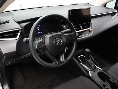 Certified 2025 Toyota Corolla LE image 15