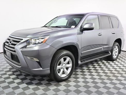 Used 2015 Lexus GX 460 w/ Navigation Package AWD/4WD image 2