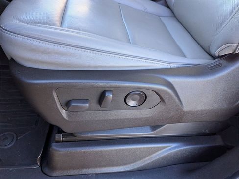 Certified 2023 GMC Yukon SLT w/ SLT Premium Package image 20