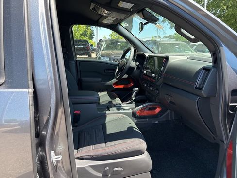 New 2026 Nissan Frontier PRO-4X w/ Tow Package AWD/4WD image 18