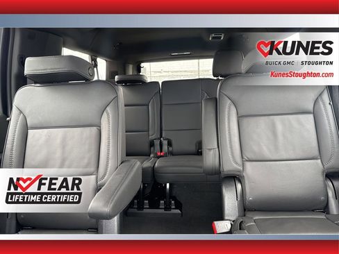 Used 2025 GMC Yukon XL Denali image 35