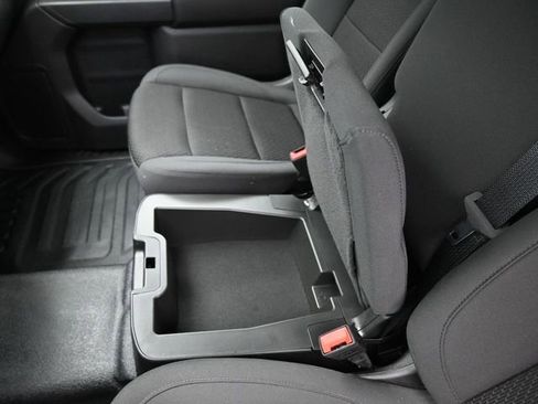 Used 2025 Chevrolet Silverado 1500 W/T image 11