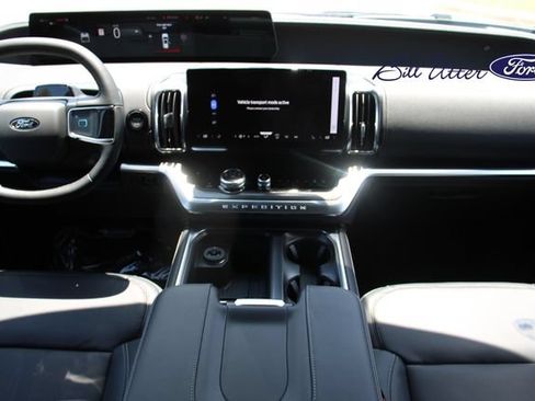 New 2026 Ford Expedition Max Platinum AWD/4WD image 12