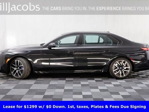 Certified 2025 BMW 760i xDrive w/ Executive Package image 4