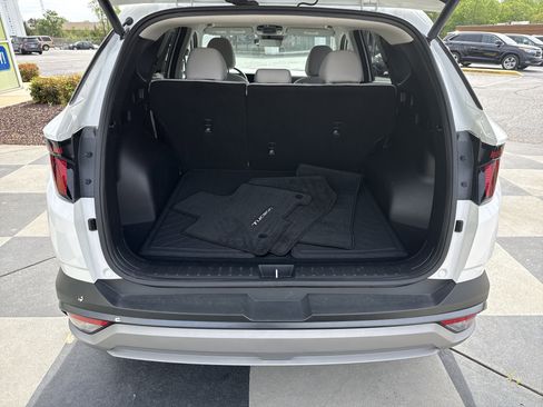 Used 2025 Hyundai Tucson SEL image 32