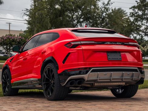 Used 2020 Lamborghini Urus AWD/4WD image 4