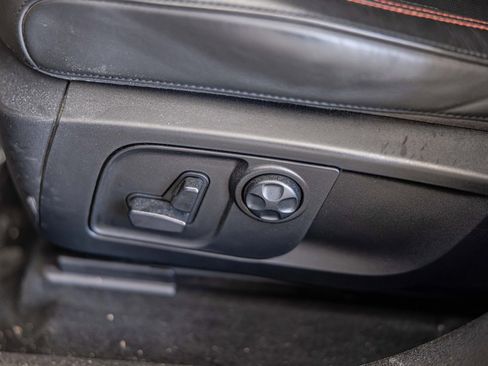 Used 2019 Maserati Levante S GranSport image 24