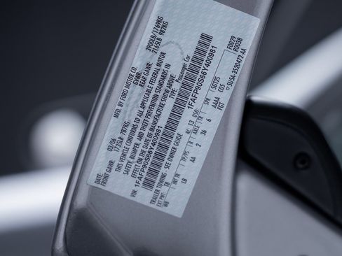 Used 2006 Ford GT image 61