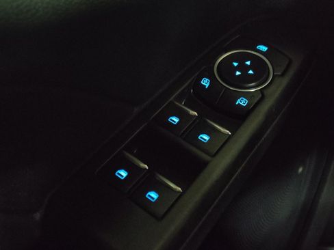 Used 2022 Ford Escape SE FWD image 27