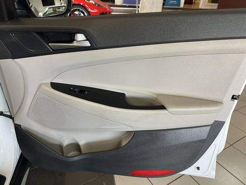 Used 2018 Hyundai Tucson SEL image 27