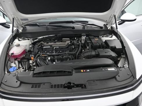 Used 2025 Hyundai Sonata SEL FWD image 11