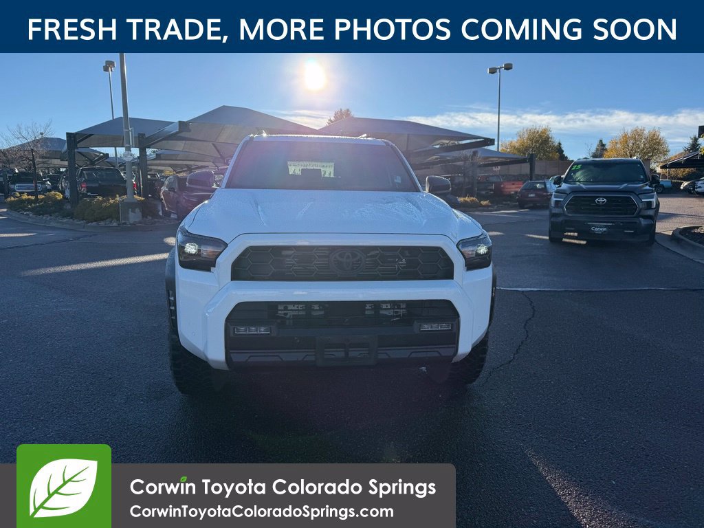 Used 2025 Toyota 4Runner TRD Off-Road Premium AWD/4WD image 2