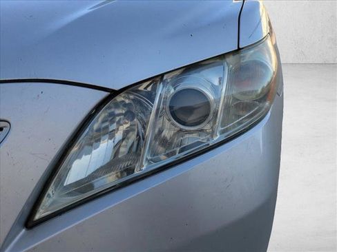 Used 2009 Toyota Camry LE image 6