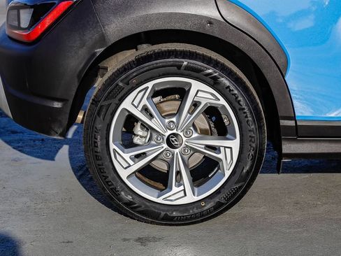 Used 2022 Hyundai Kona SEL FWD image 12
