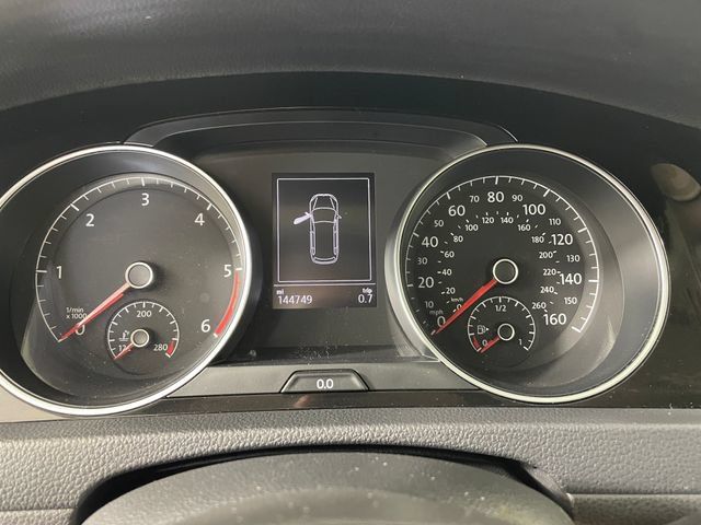 Used 2015 Volkswagen Golf TDI SEL FWD image 5