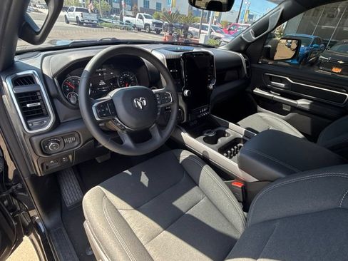 Used 2025 RAM 1500 Big Horn RWD image 13