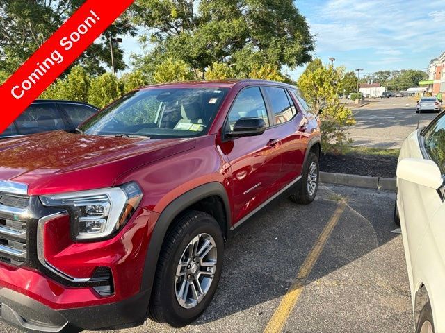 Used 2025 GMC Terrain Elevation AWD/4WD image 3