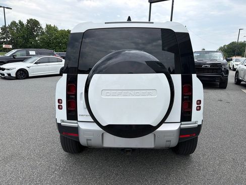 Used 2024 Land Rover Defender 110 S AWD/4WD image 7