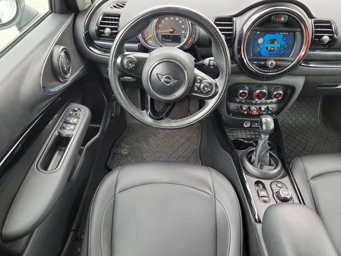 Used 2019 MINI Cooper Clubman ALL4 w/ Premium Package image 19