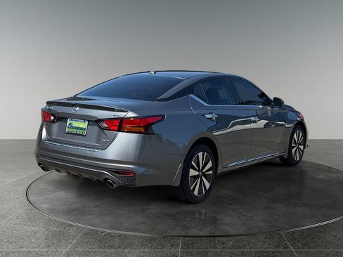 Used 2019 Nissan Altima 2.5 SL AWD/4WD image 9