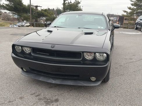 Used 2009 Dodge Challenger SE image 24