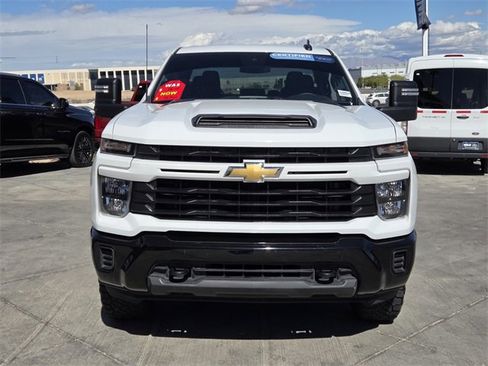 Certified 2024 Chevrolet Silverado 2500 Custom w/ Custom Value Package image 8