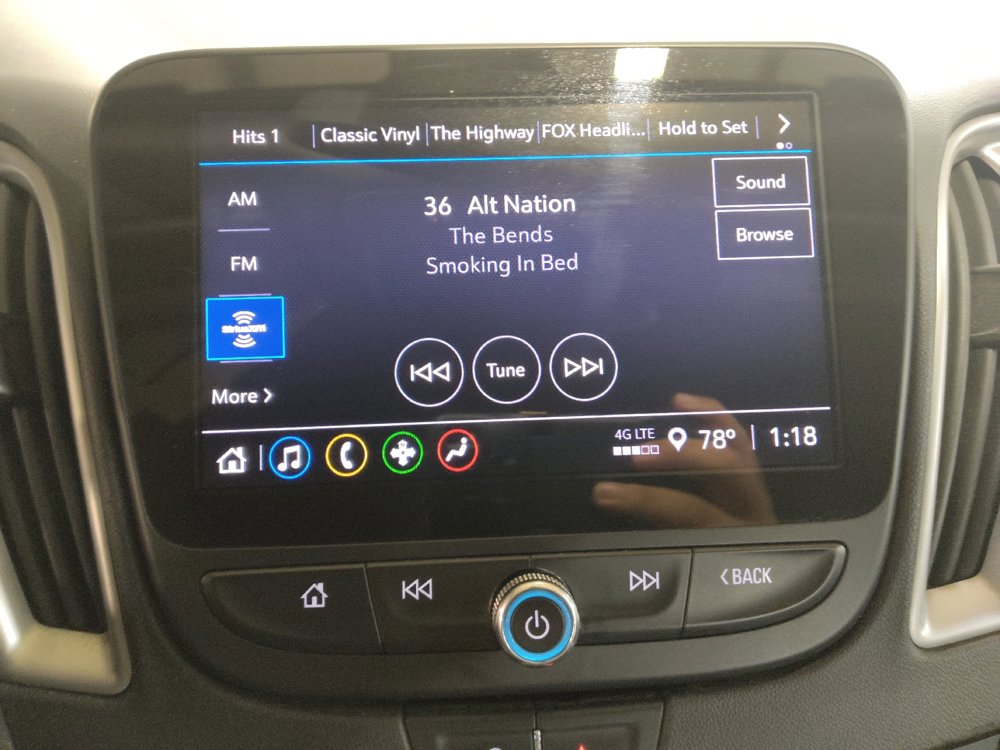 Used 2022 Chevrolet Malibu LT FWD image 25