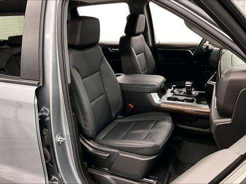 Used 2024 Chevrolet Silverado 1500 RST AWD/4WD image 8