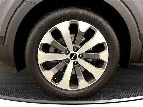 Used 2021 Kia Telluride S image 35