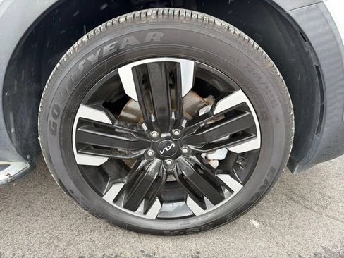 Used 2023 Kia Telluride SX FWD image 9
