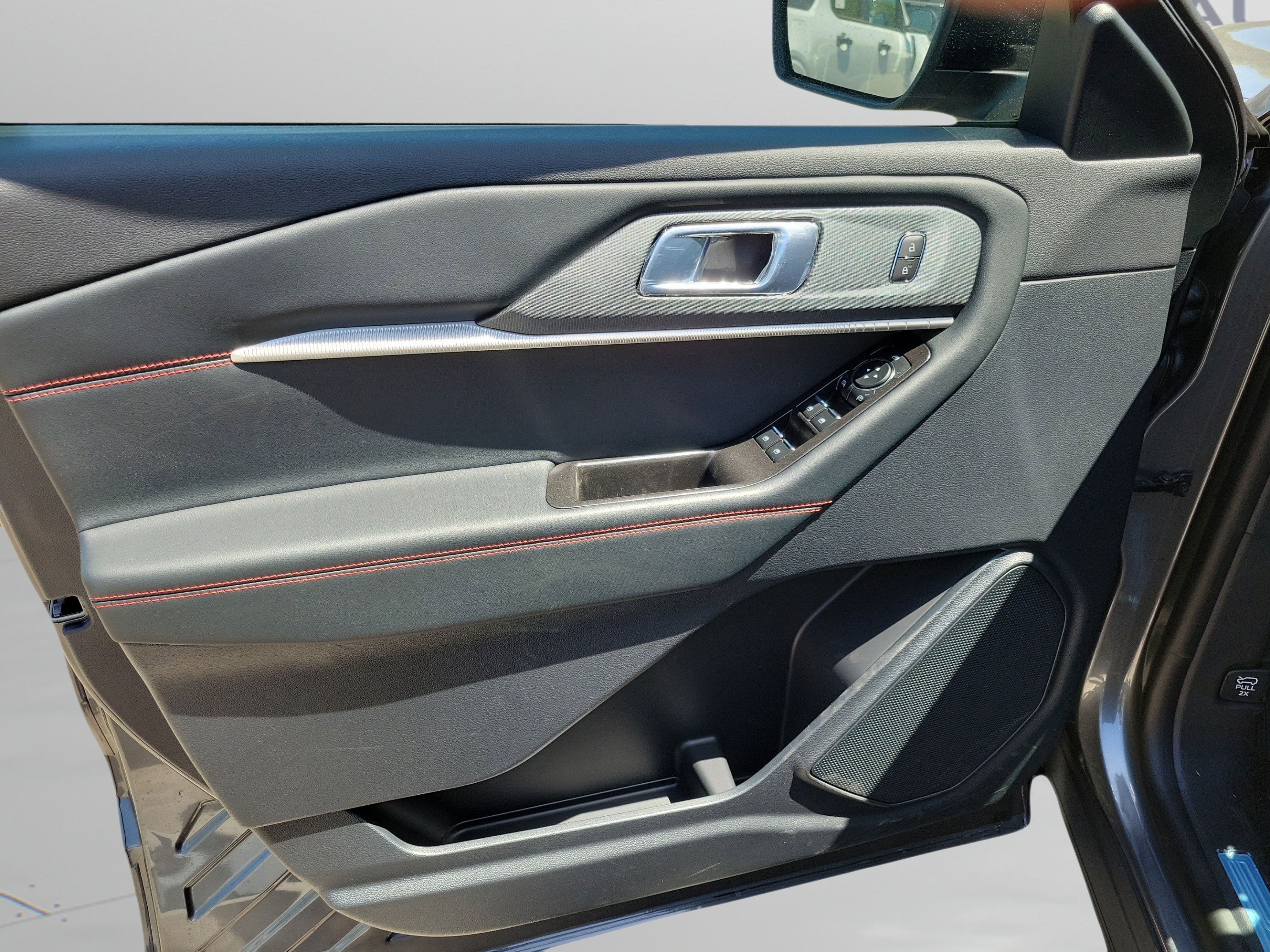 New 2026 Ford Explorer ST-Line RWD image 5