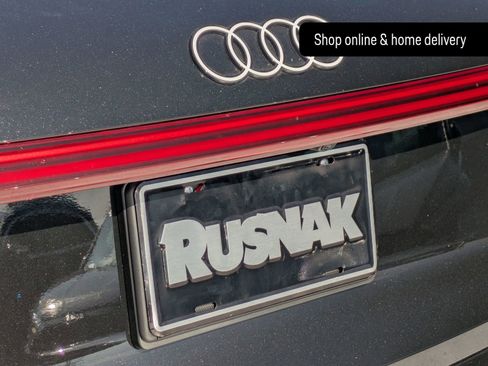 Used 2025 Audi Q5 Premium w/ Convenience Package image 19