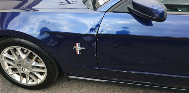 Used 2012 Ford Mustang Premium RWD image 16