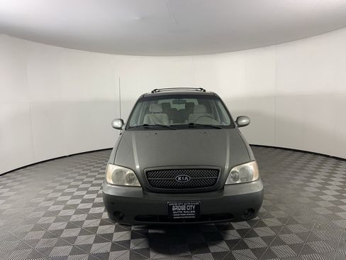Used 2005 Kia Sedona EX image 4